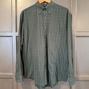 Dark green Van Heusen dress shirt